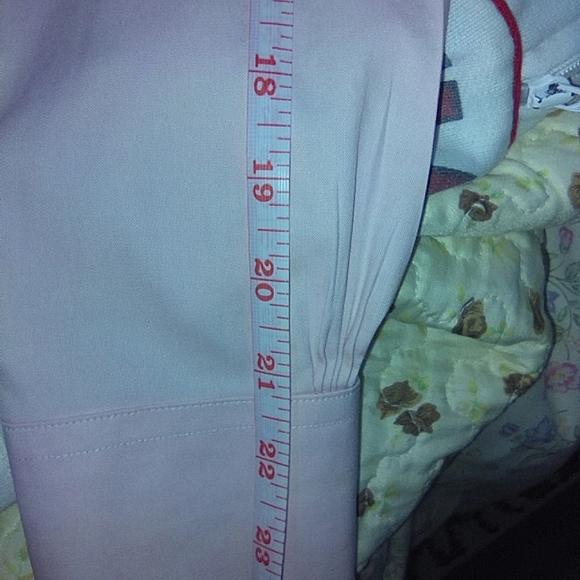 BROOKS BROTHERS, long sleeve pink button down shirt. - Picture 5 of 8